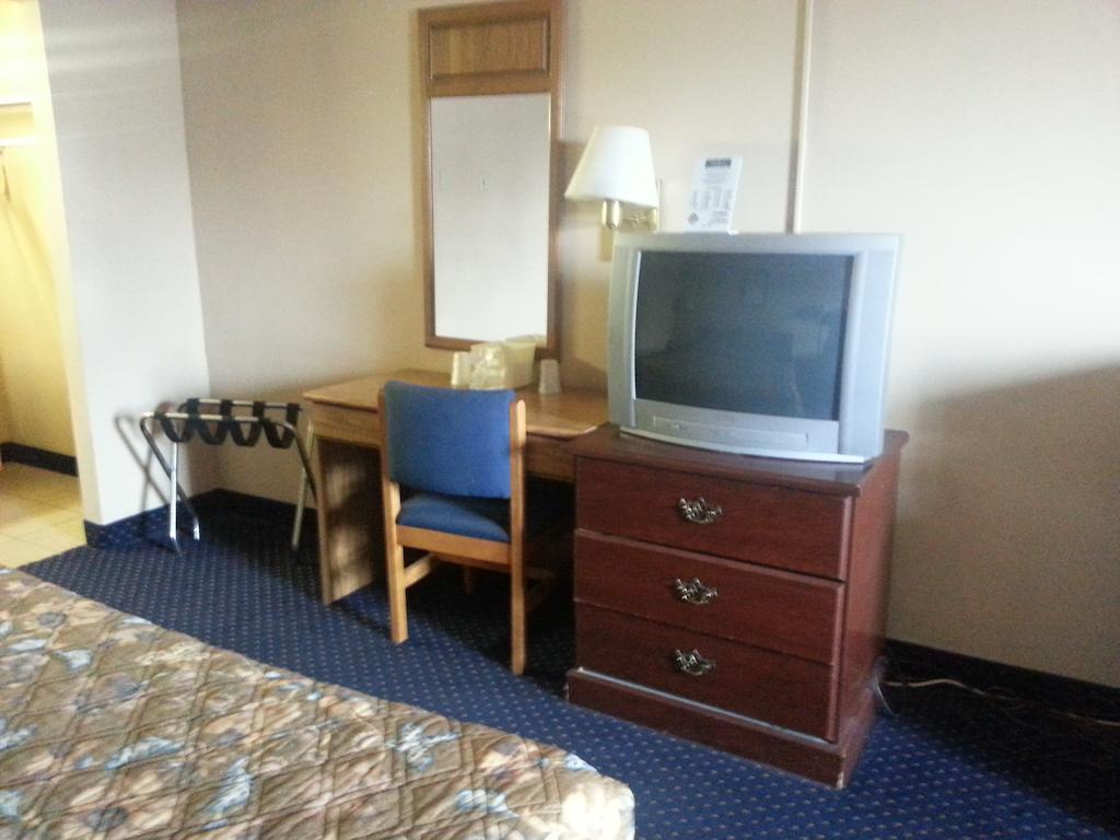 America'S Best Inn & Suites Clarksville Clarksville (Clark County) Habitación foto